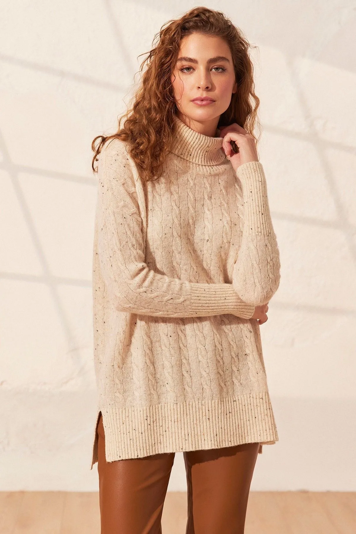 Beige Cashmere and Wool Amelia Turtleneck Women's Sweater