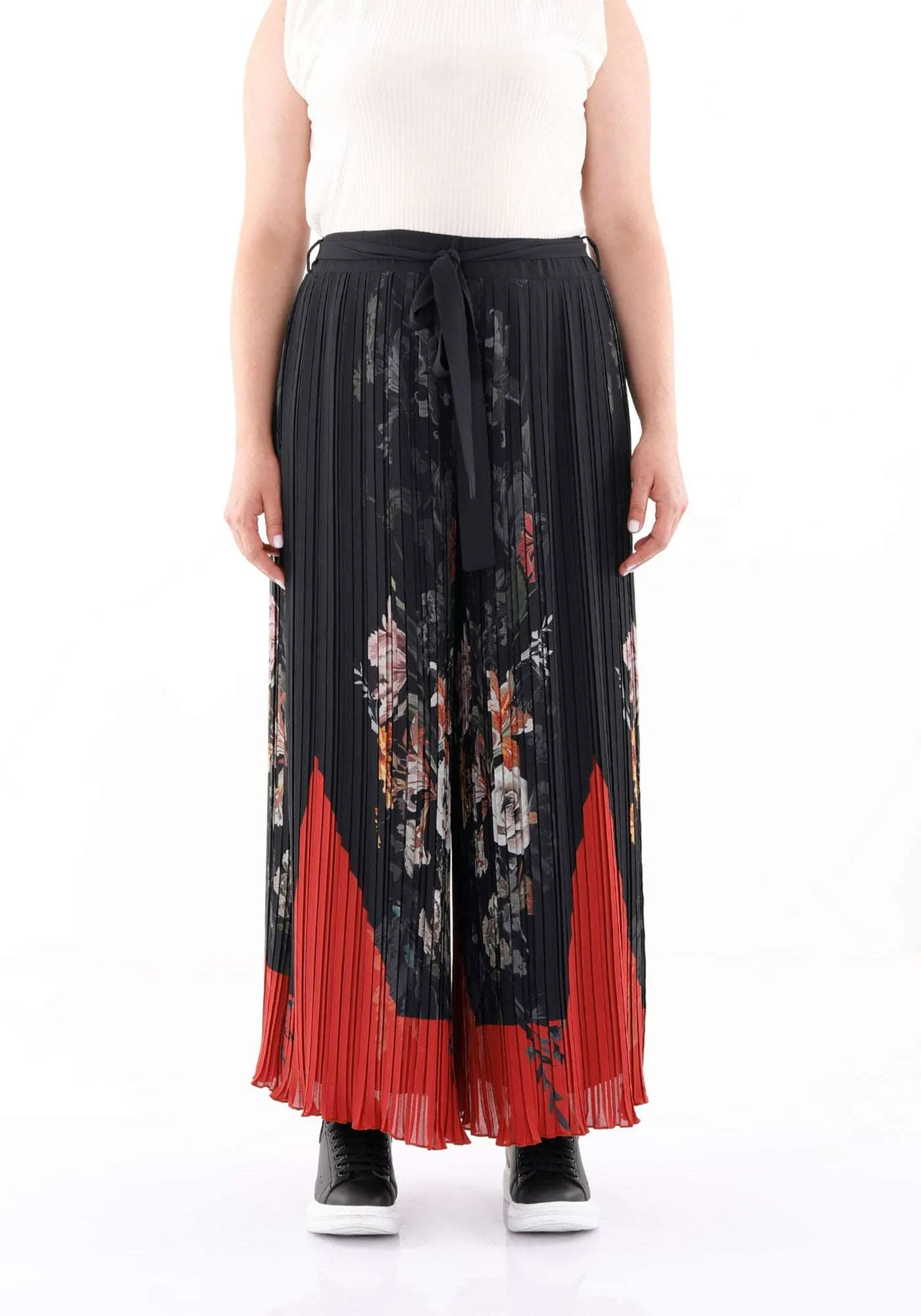 Black-Red Chiffon Oversized Plise Floral Pattern Palazzo with Belt - G-Line