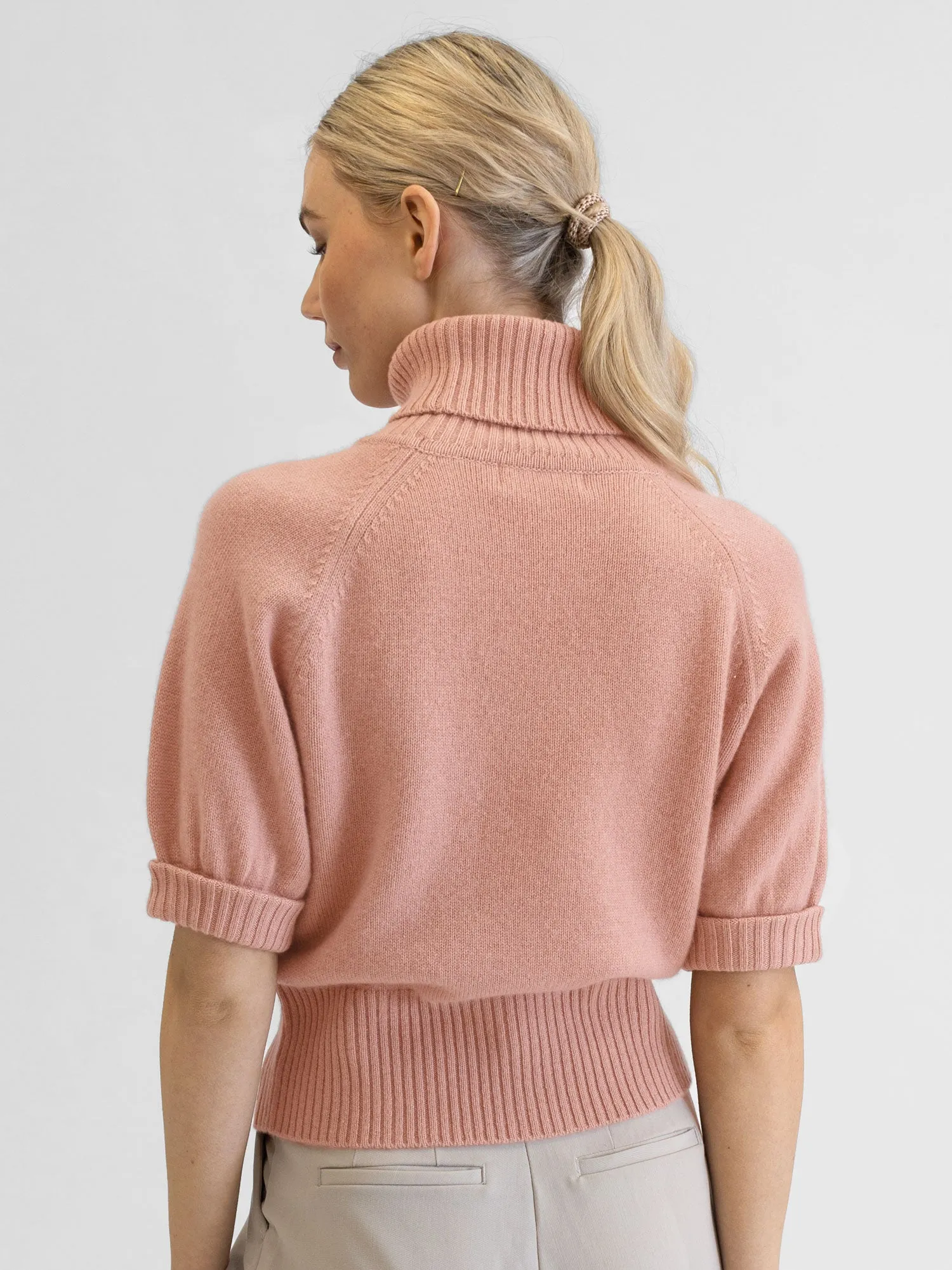 Cashmere sweater "Una" - peachy pink