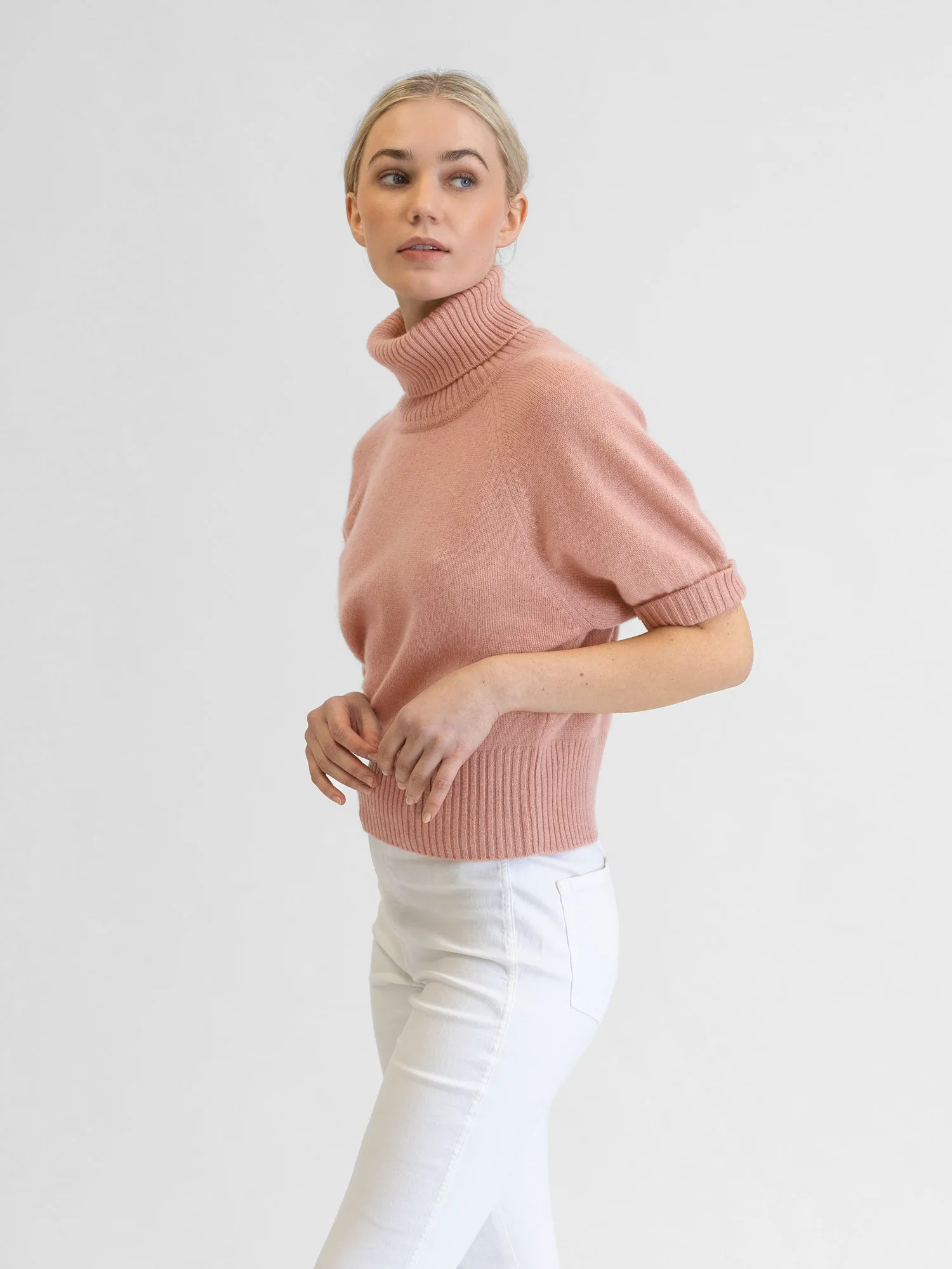 Cashmere sweater "Una" - peachy pink