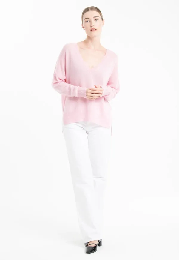 Nami 23 V-Neck Cashmere Sweater with Pink Band