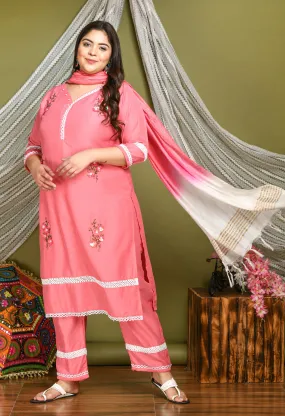 Plus Size Lacy Pink and Stones Kurta Set