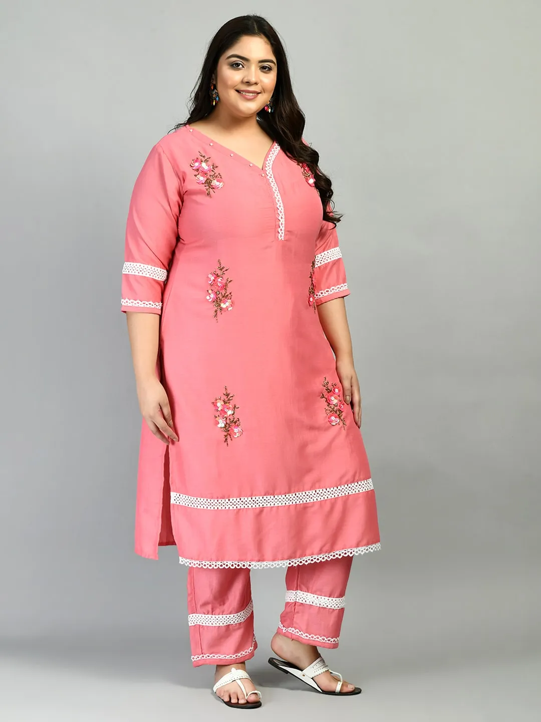 Plus Size Lacy Pink and Stones Kurta Set